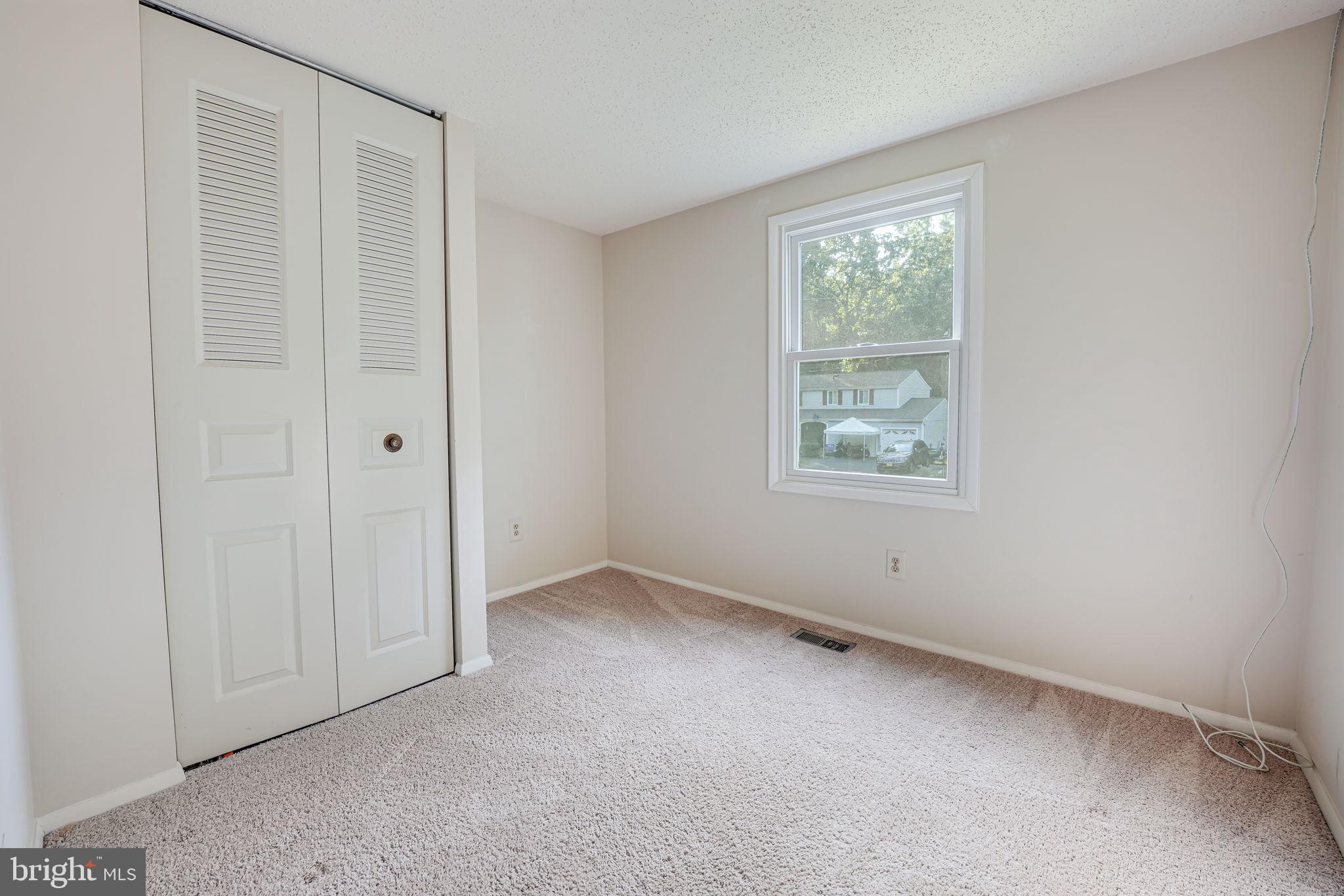 WALTON - Residential