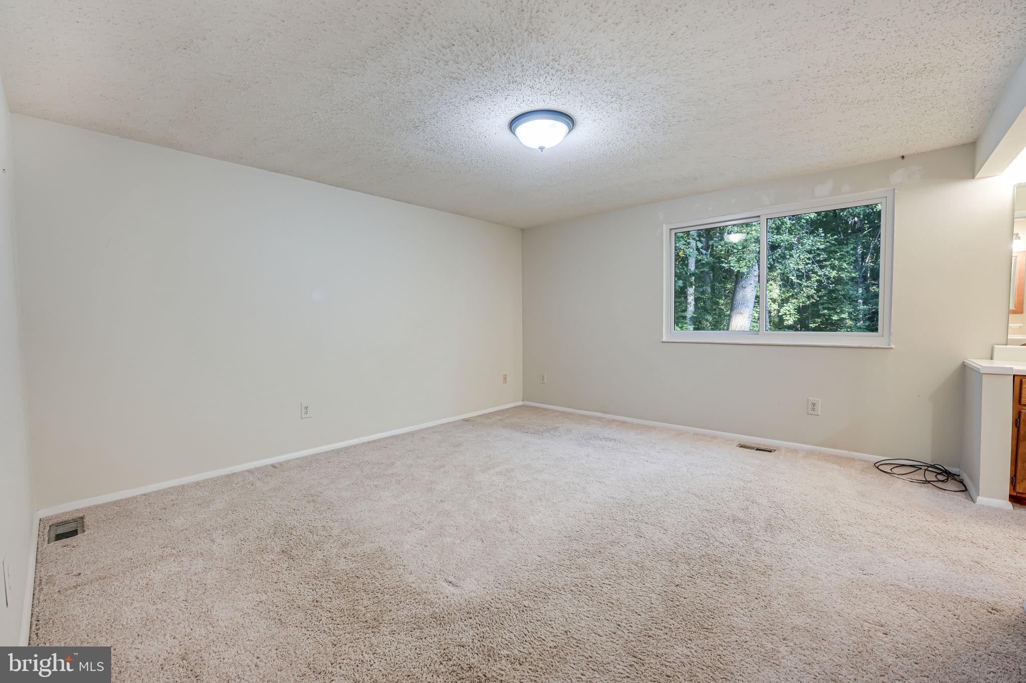 WALTON - Residential