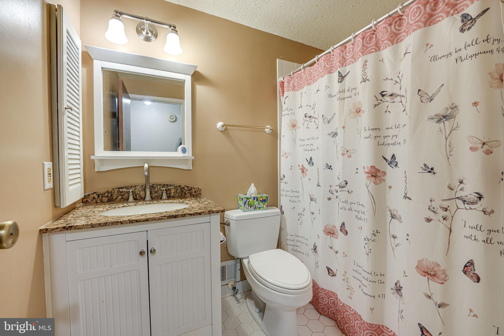 WALTON - Residential