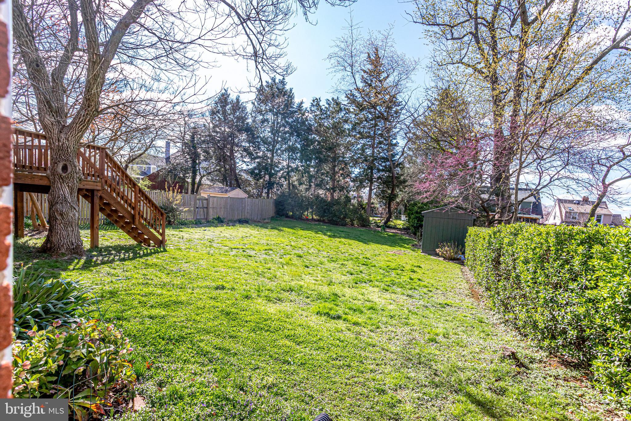 LEEWAY OVERLEE - Residential