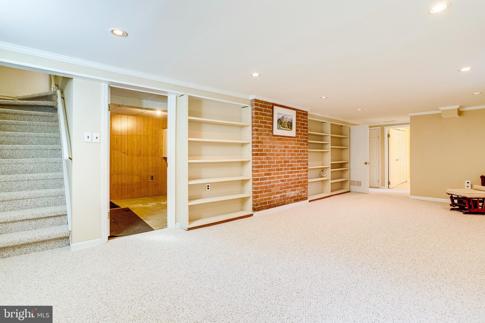 LEEWAY OVERLEE - Residential