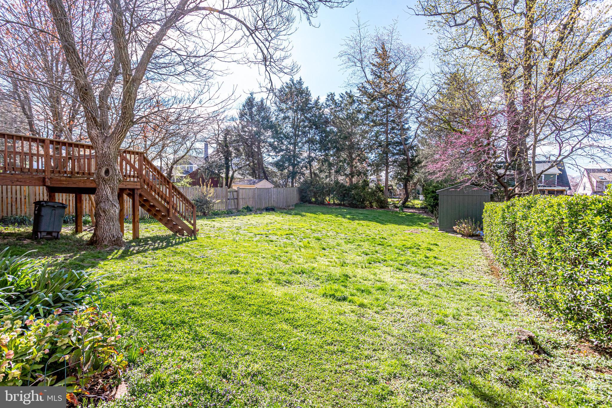 LEEWAY OVERLEE - Residential