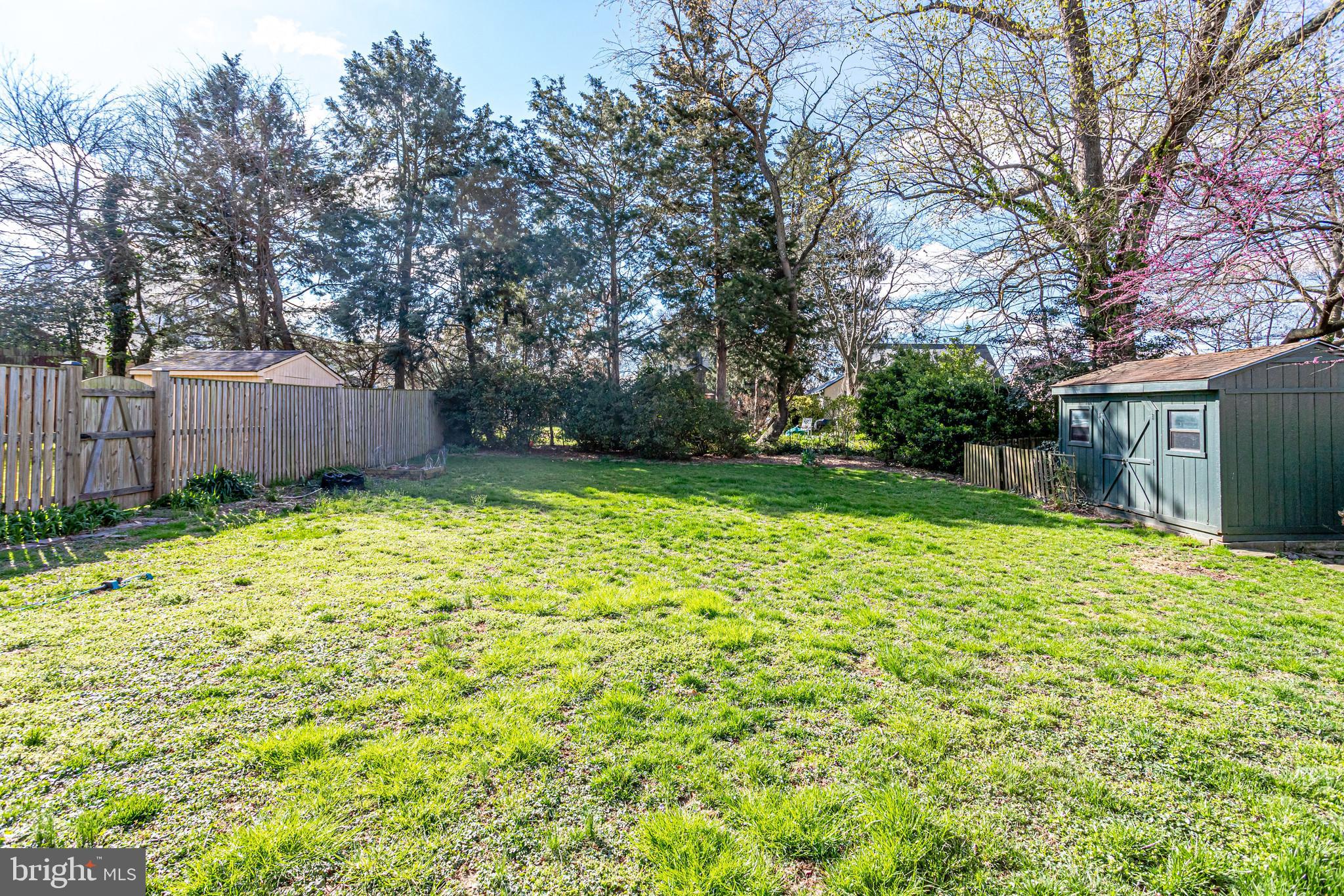 LEEWAY OVERLEE - Residential