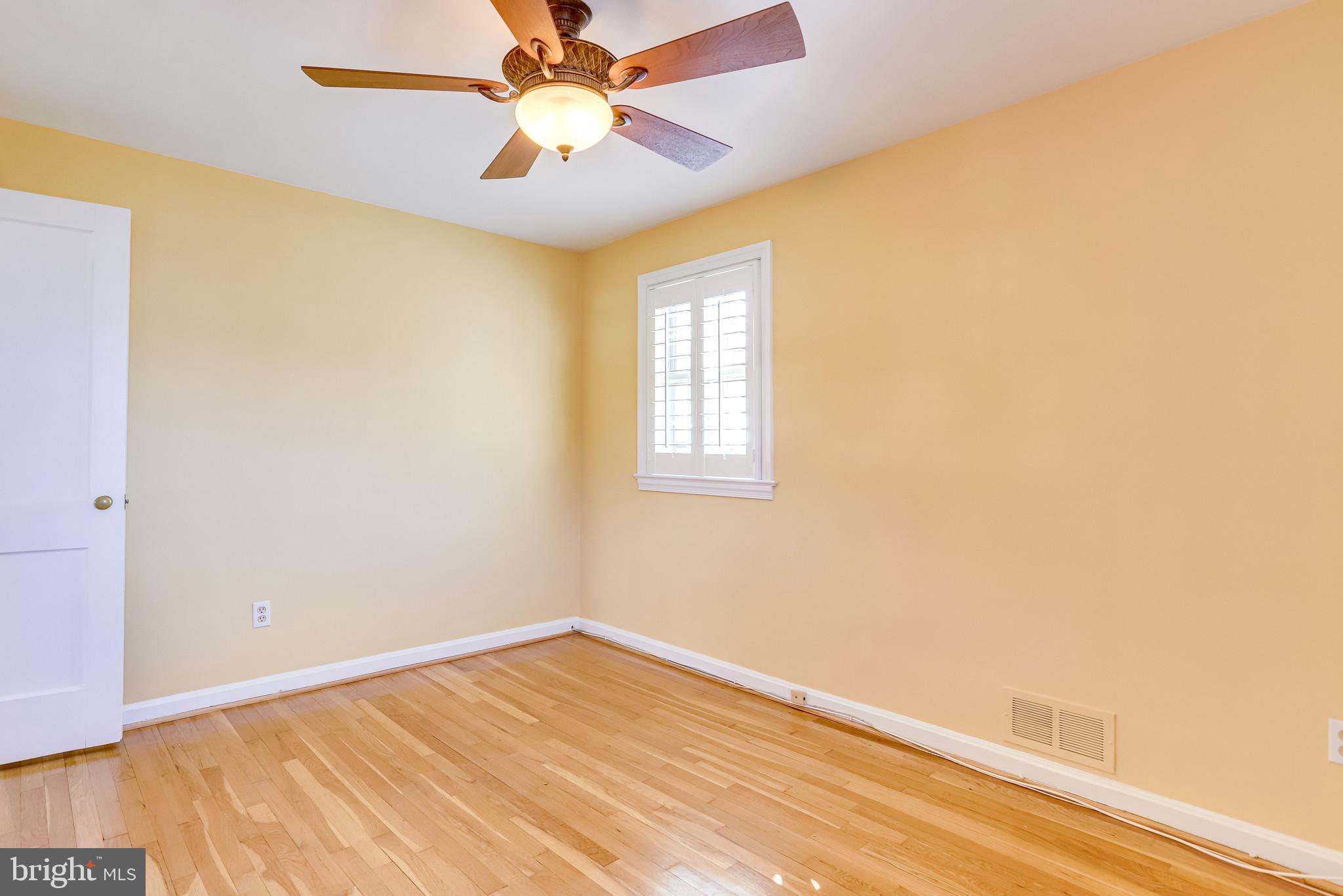 LEEWAY OVERLEE - Residential