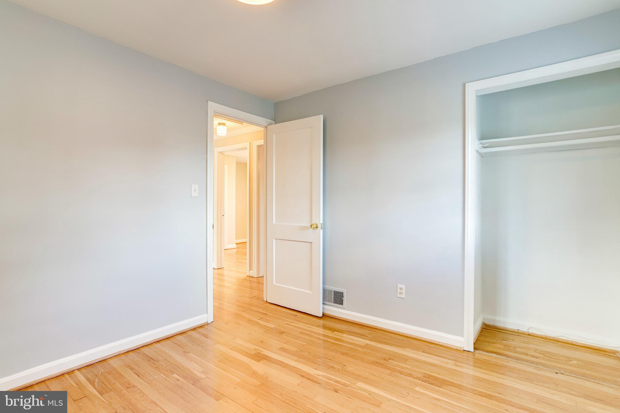 LEEWAY OVERLEE - Residential