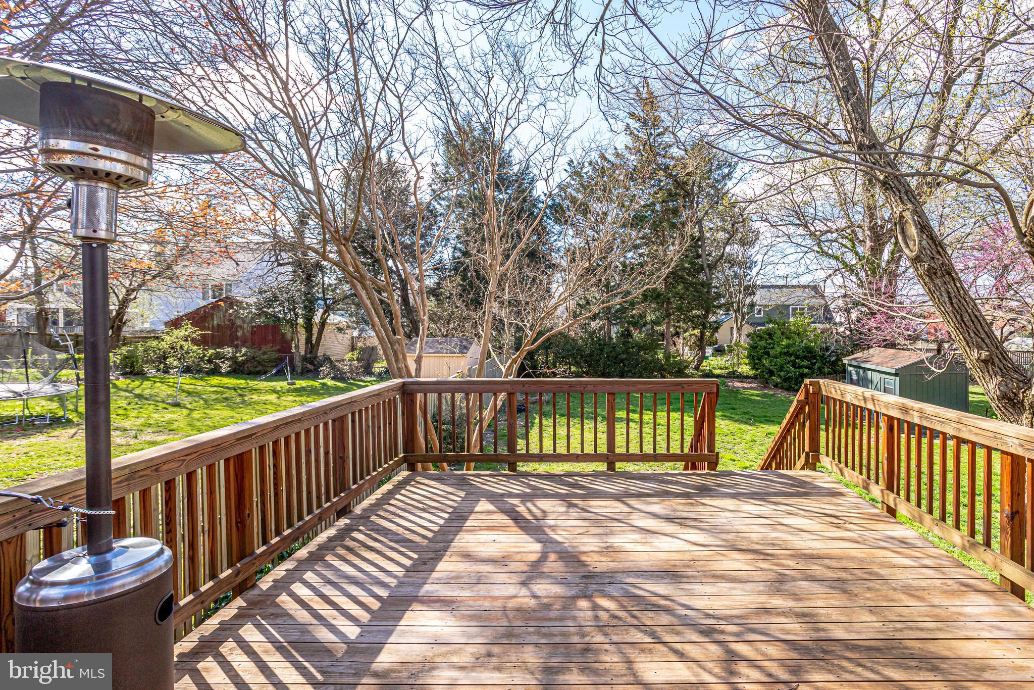 LEEWAY OVERLEE - Residential