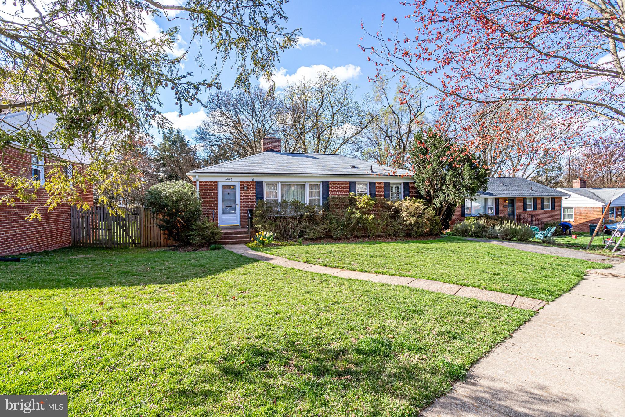 LEEWAY OVERLEE - Residential