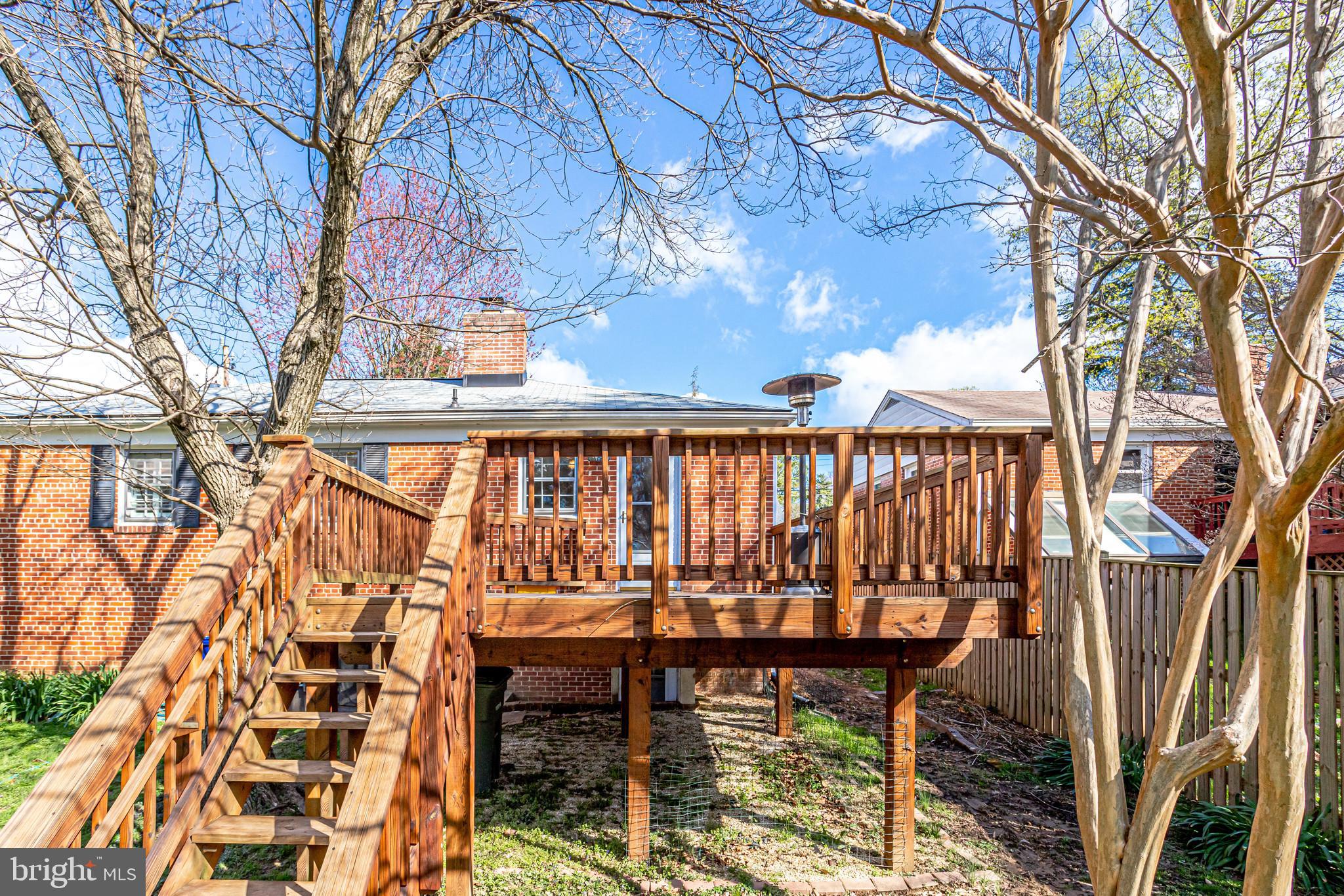 LEEWAY OVERLEE - Residential