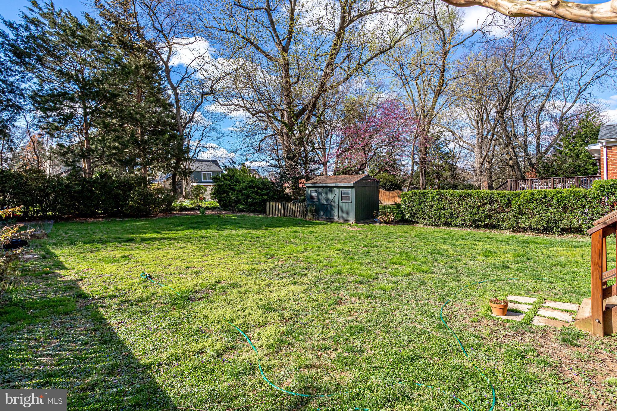 LEEWAY OVERLEE - Residential