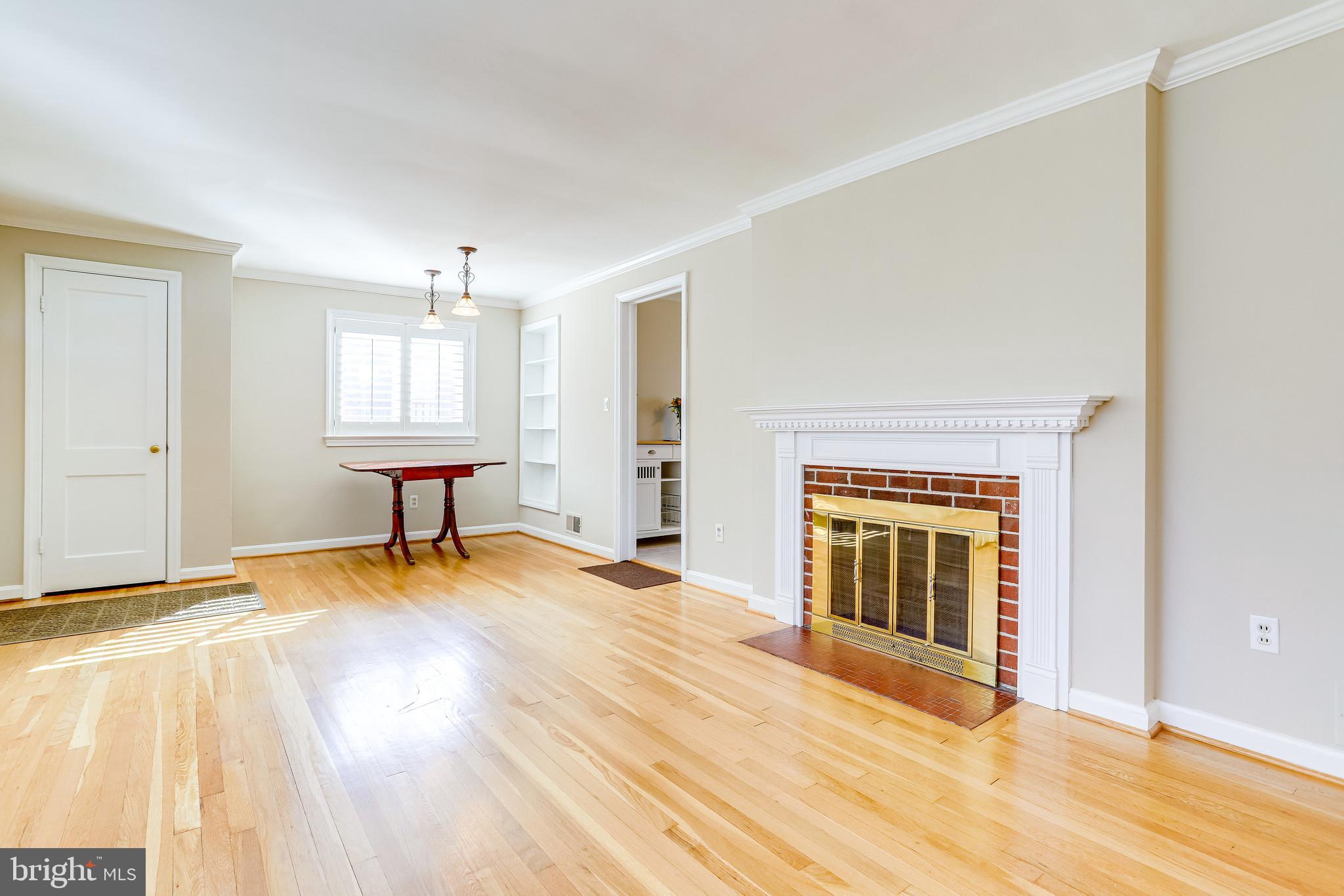 LEEWAY OVERLEE - Residential