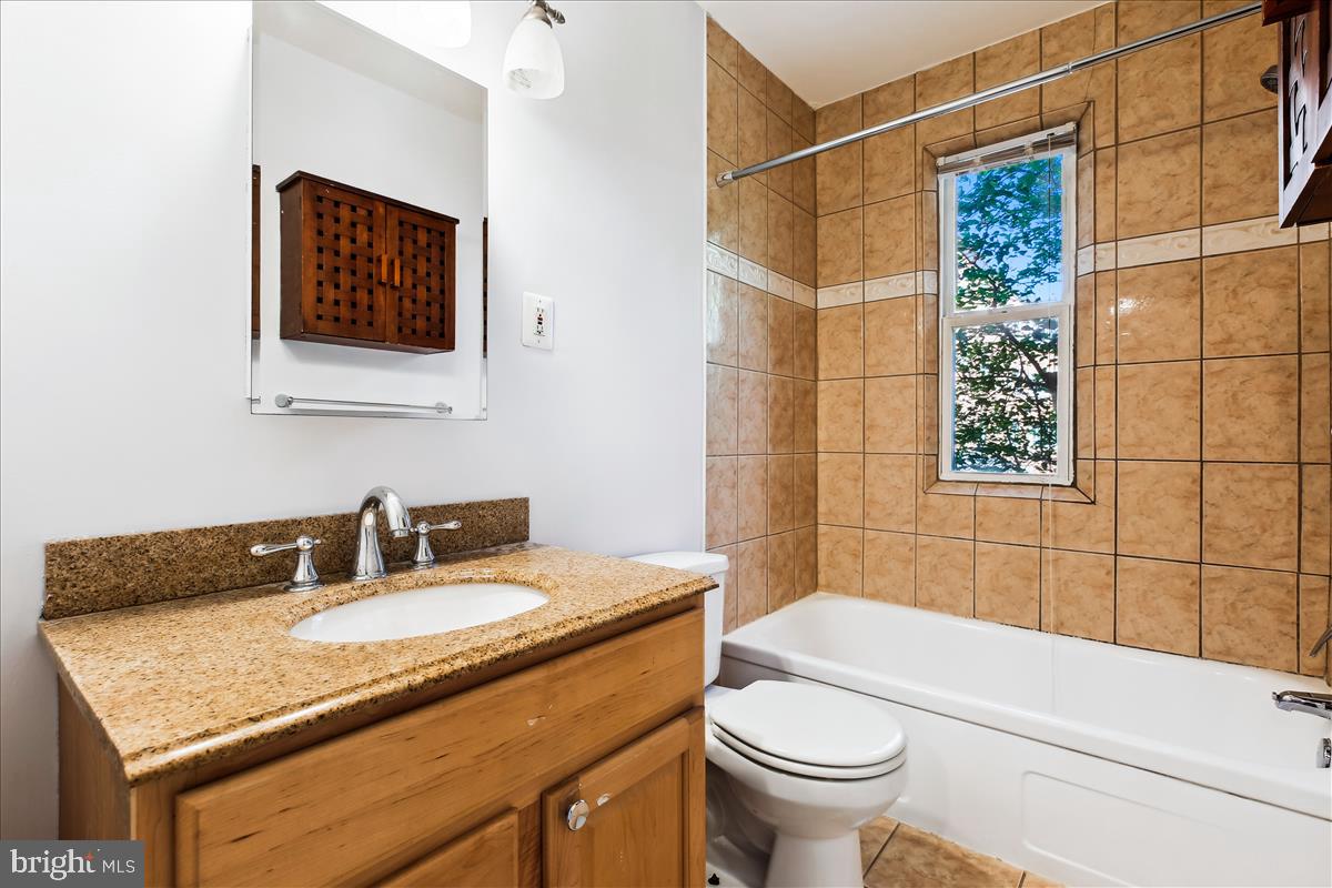 TAKOMA PARK - Residential