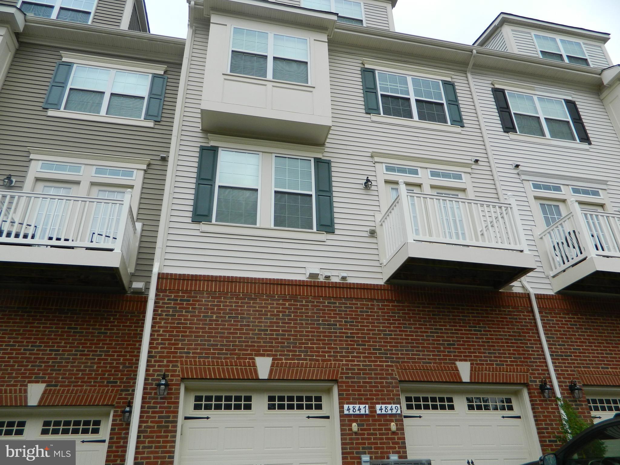 DANE RIDGE CONDO - Residential