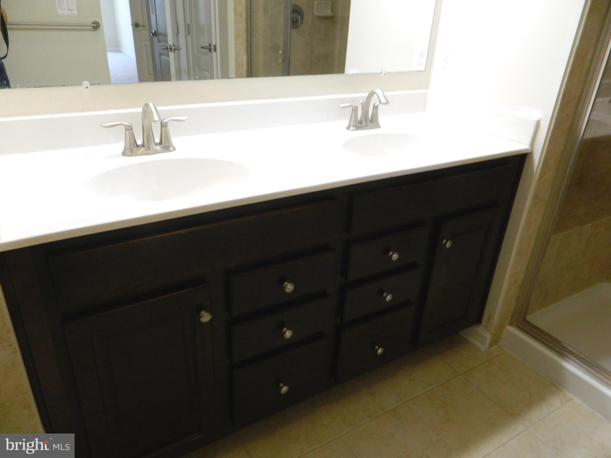 DANE RIDGE CONDO - Residential