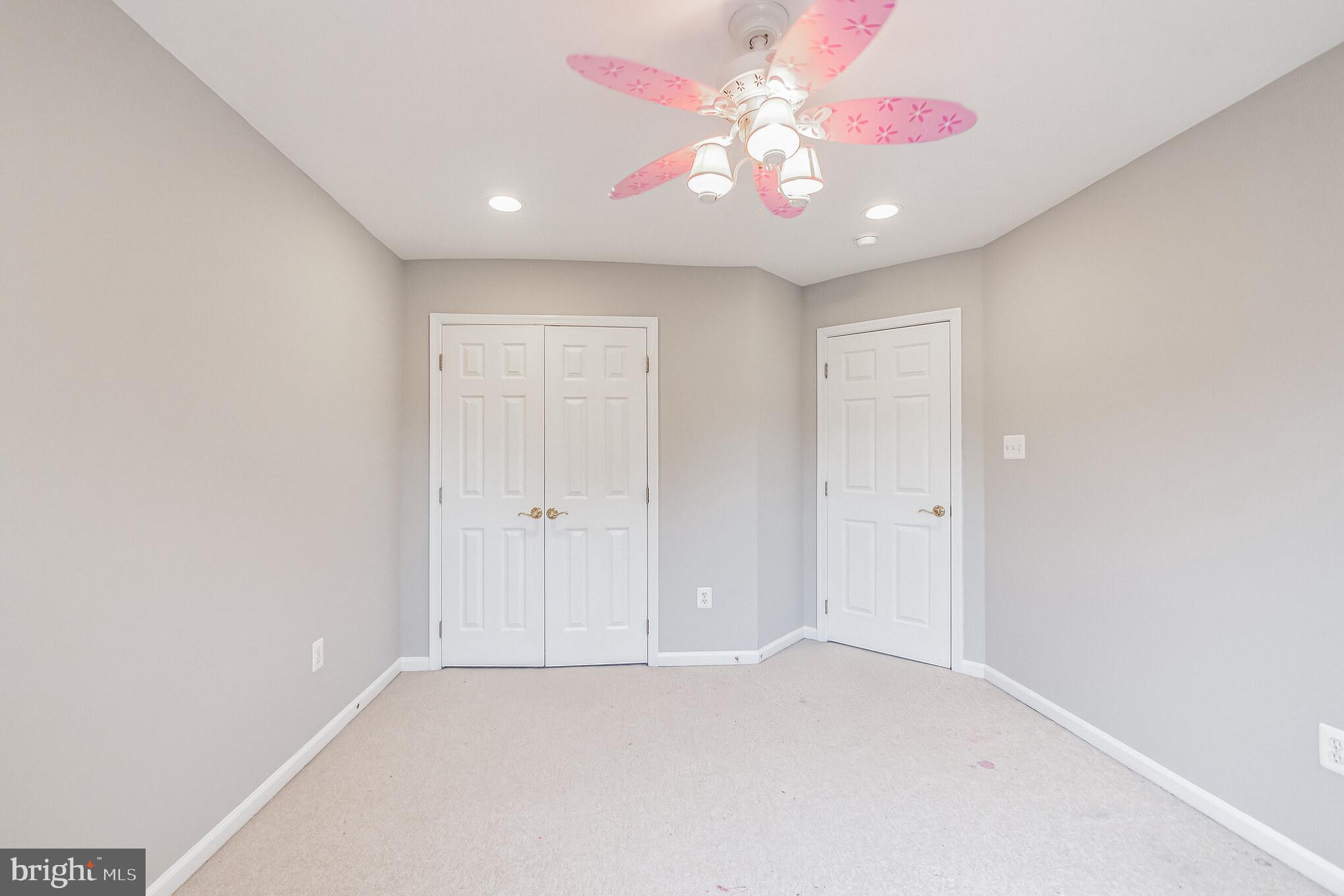 QUINCE ORCHARD PARK - Residential