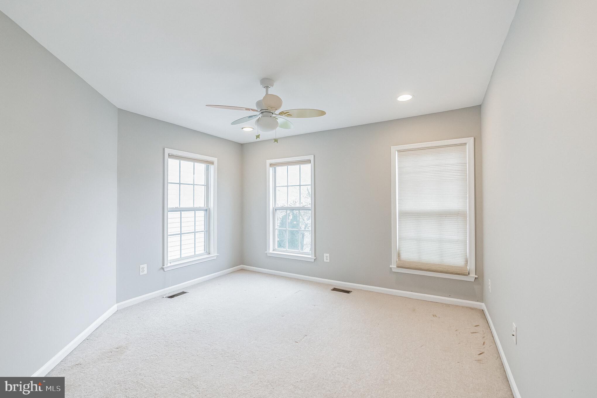 QUINCE ORCHARD PARK - Residential