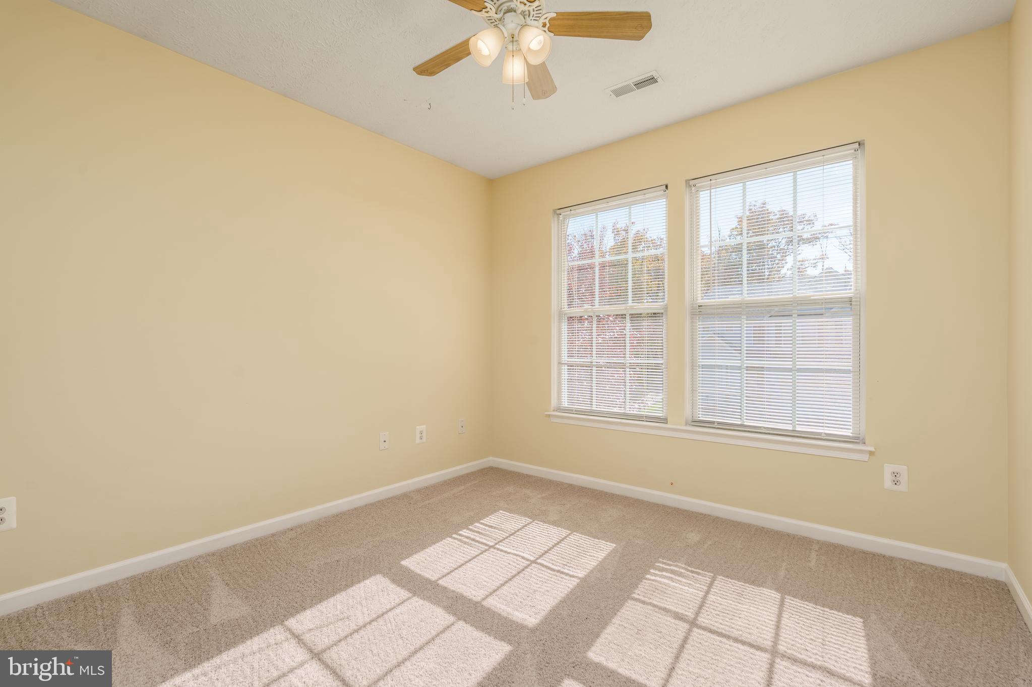 CLUB AT PATRIOTS GLEN - Residential