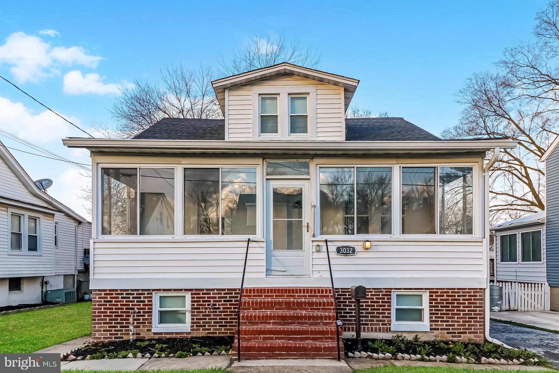 PARKVILLE - Residential Lease