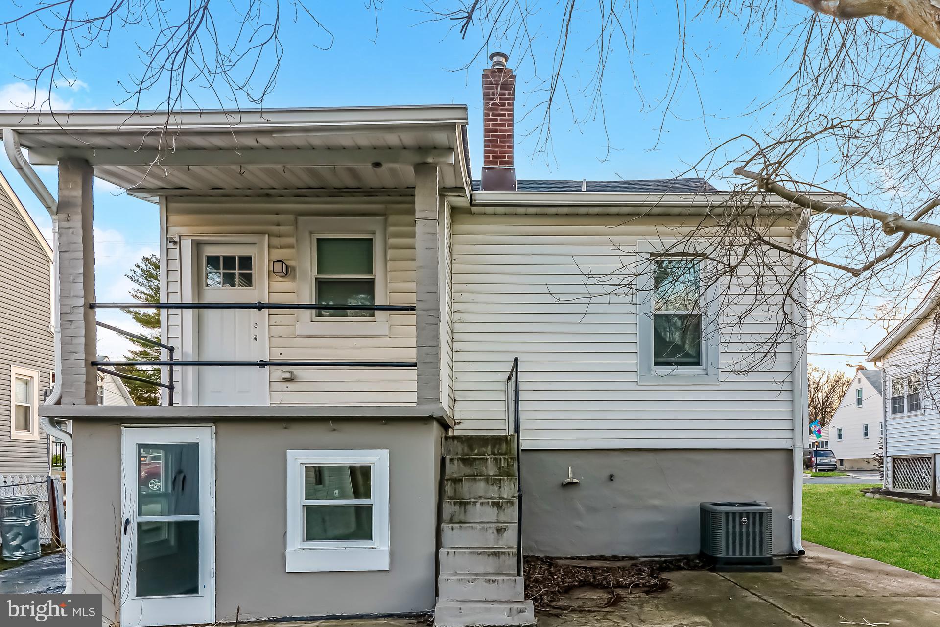 PARKVILLE - Residential Lease