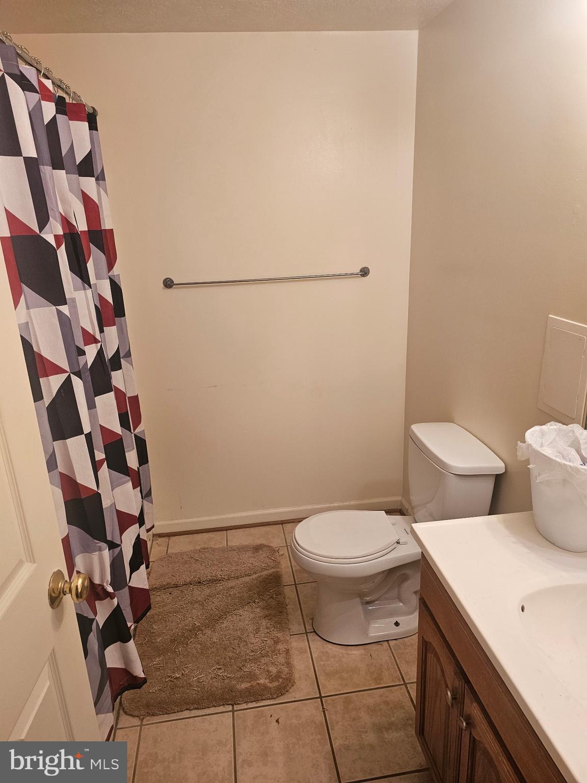 1030 BETSY ROSS COURT