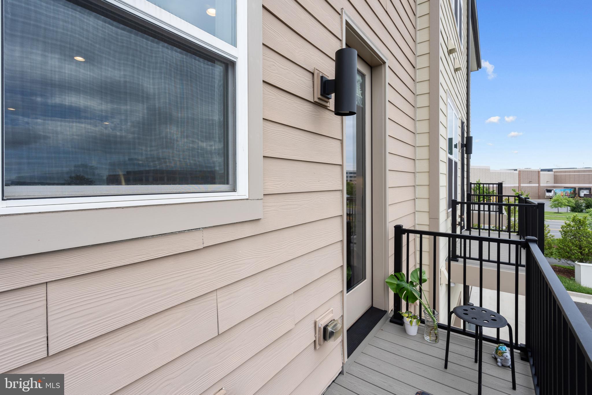 4739 LACEY MANOR PLACE