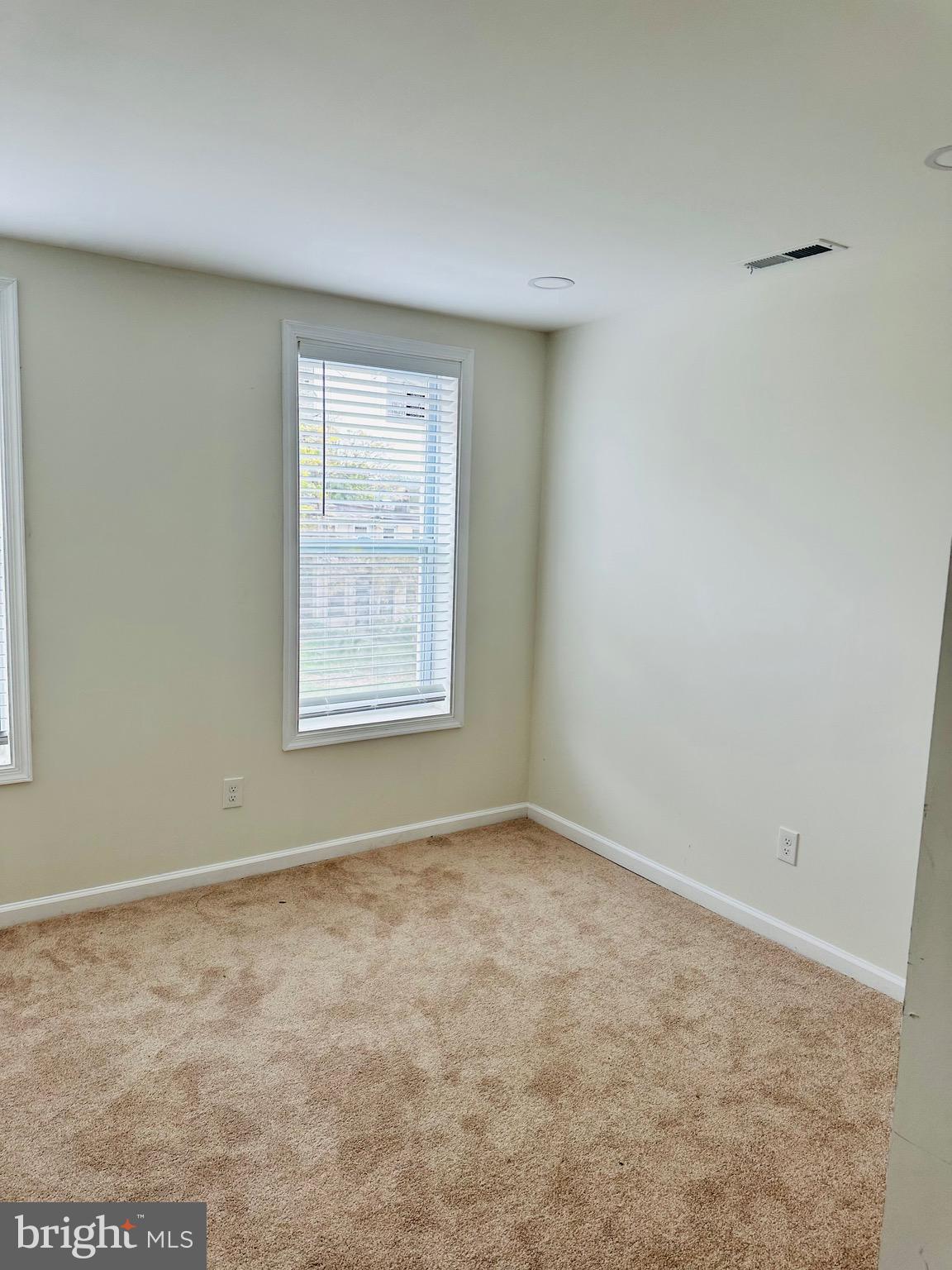 MONDAWMIN - Residential