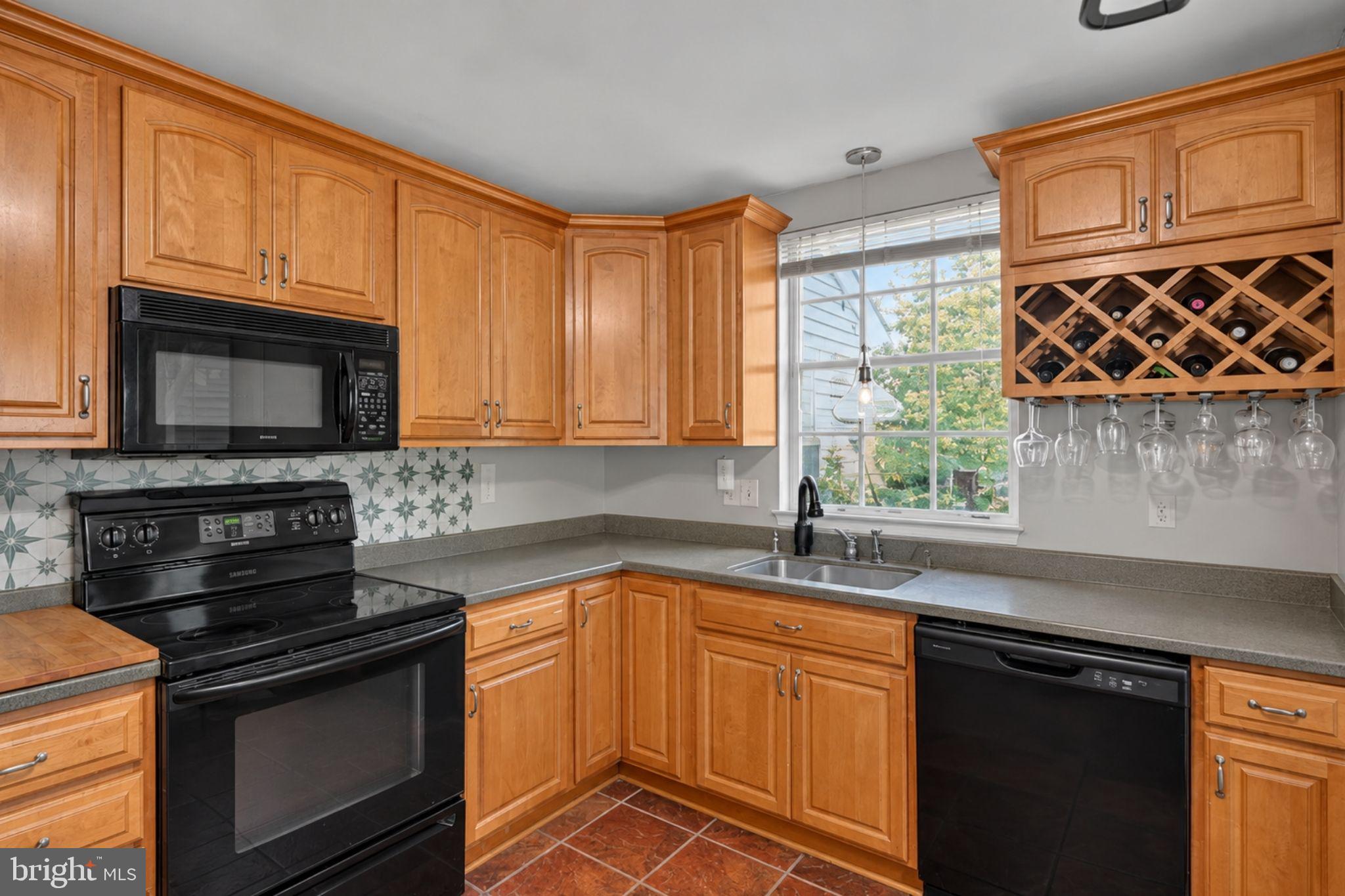 907 WINDWHISPER LANE