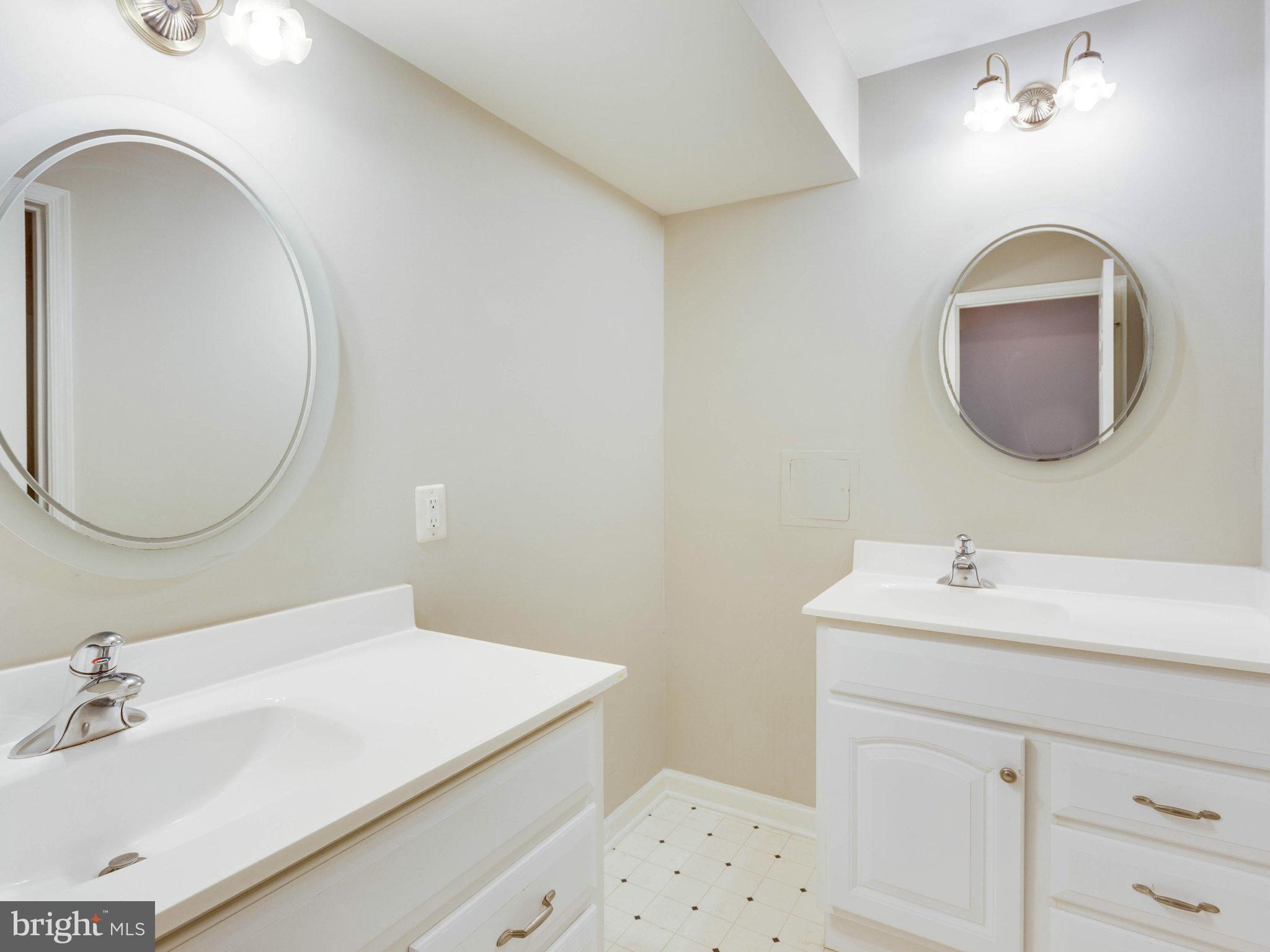 BRAEMAR/VILLAGES AT SAYBROOKE - Residential