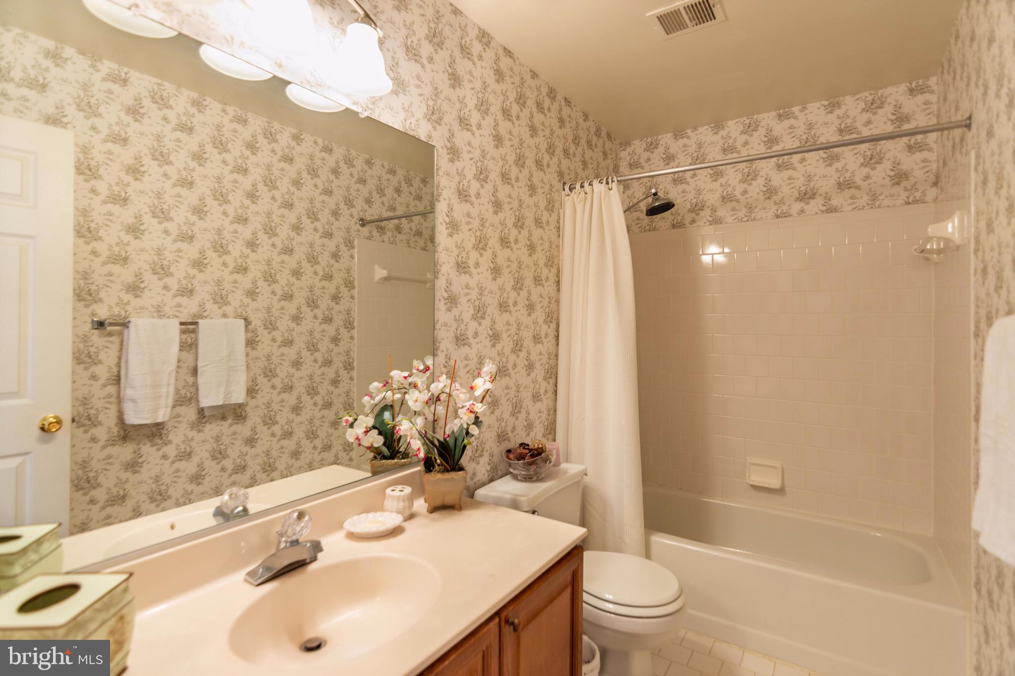 CROFTON VILLAGE - Residential