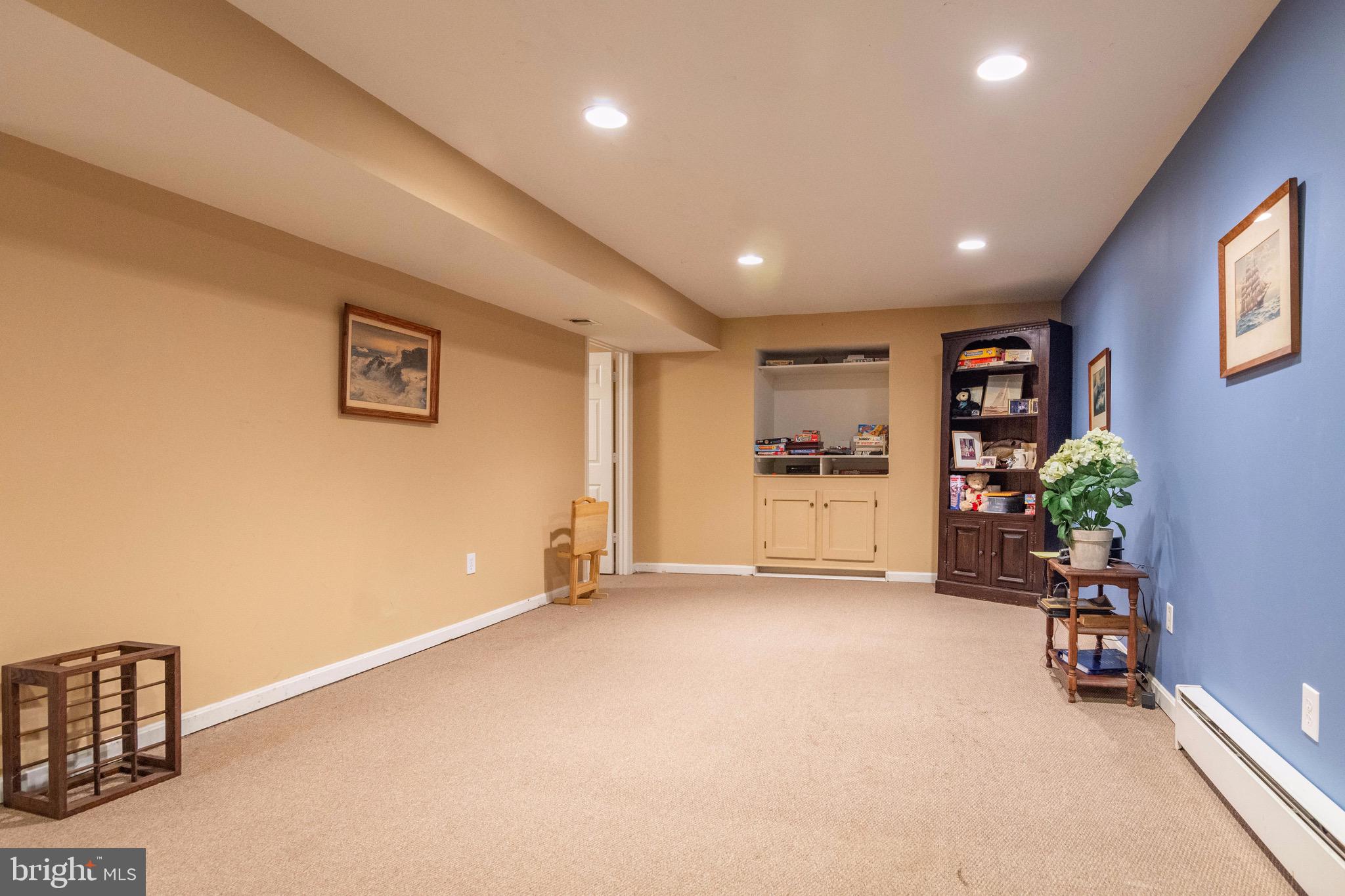 CROFTON VILLAGE - Residential