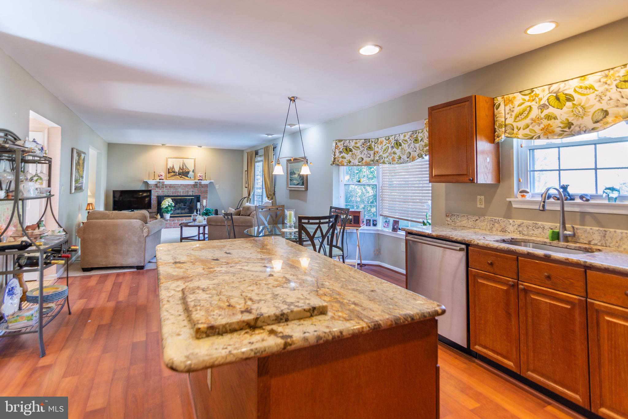 CROFTON VILLAGE - Residential