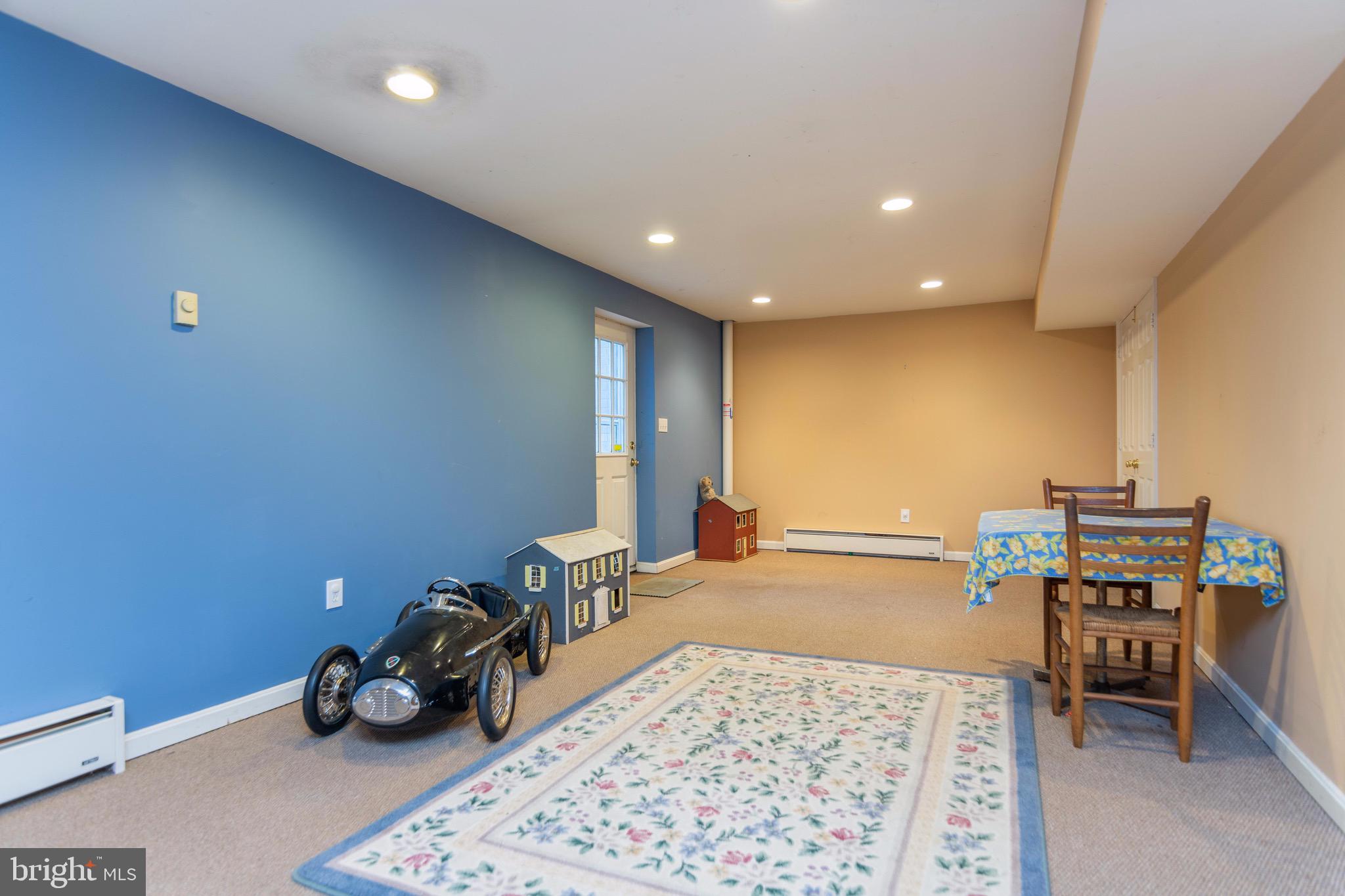 CROFTON VILLAGE - Residential