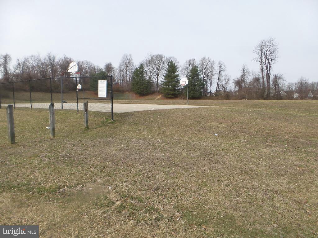 CROFTON VILLAGE - Residential