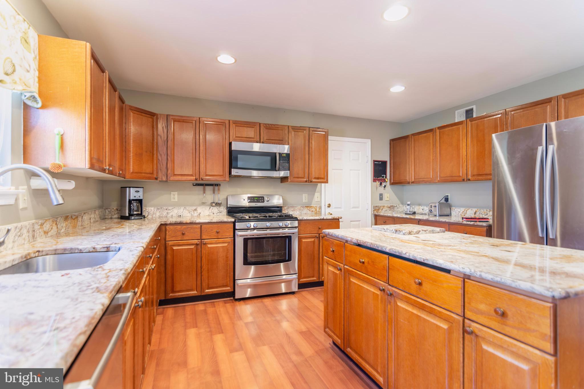 CROFTON VILLAGE - Residential