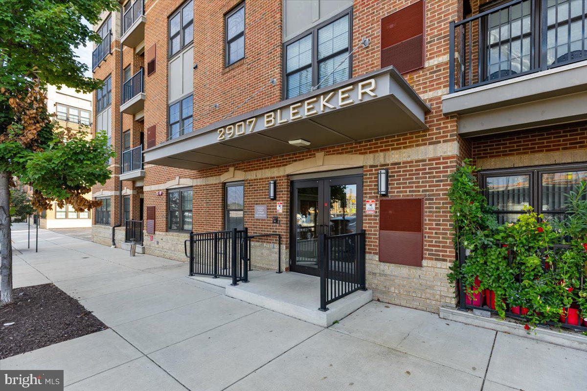 2907 BLEEKER STREET 3-106