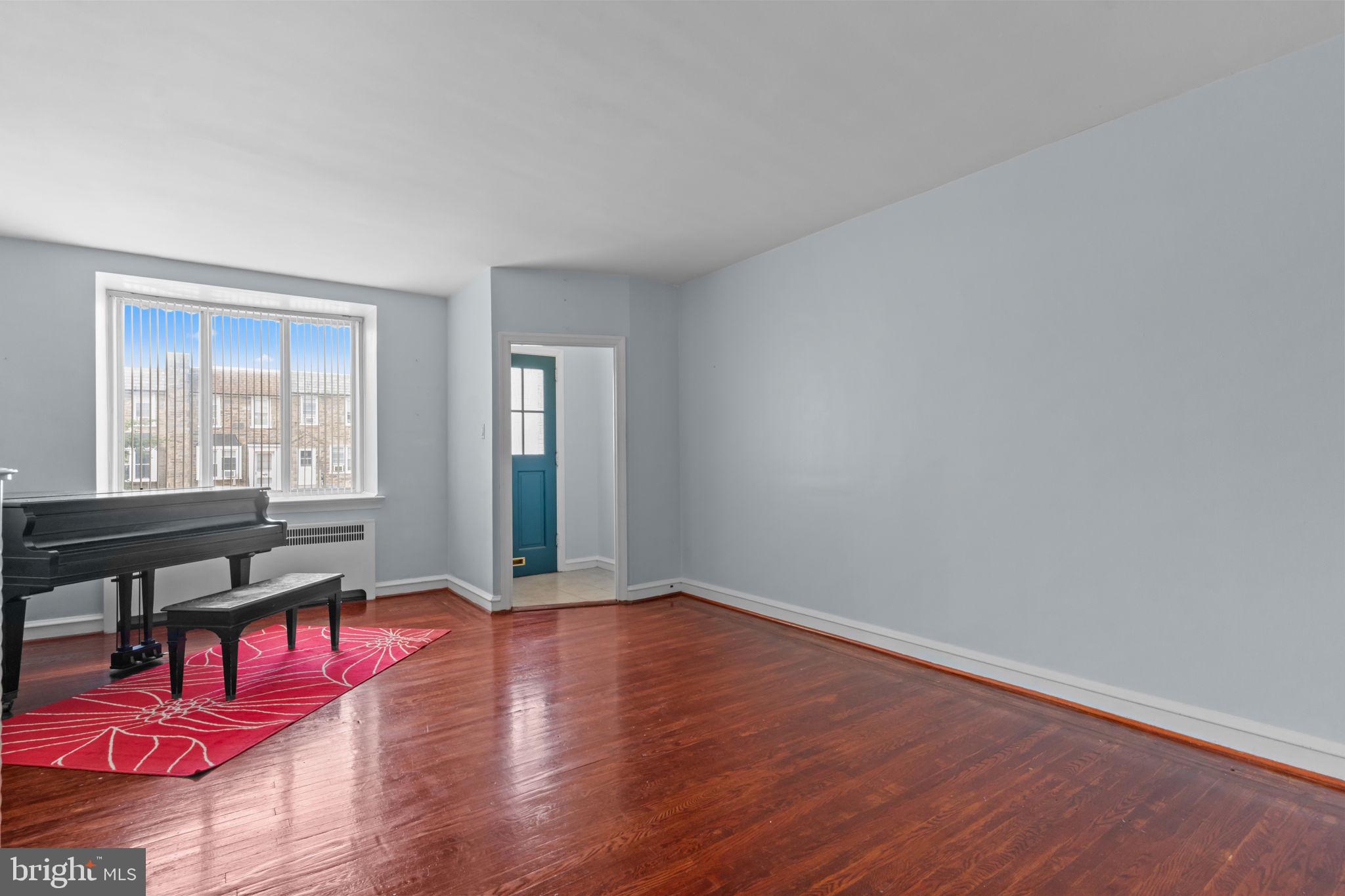 MAYFAIR - Residential