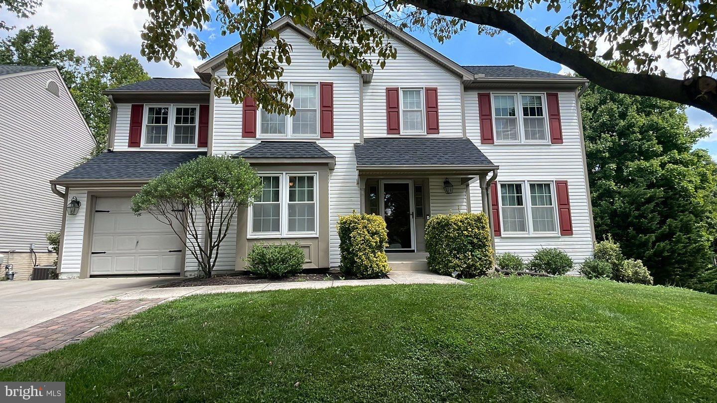 4 bedroom, 2 full 2 half bath single family home in Ellicott City! Centennial School District! Wonderfully renovated home in the popular Wheatfield community. Walking distance to shopping and schools. Pets considered. No smoking!