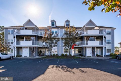 Condo For Sale - 37494 Pettinaro Drive #8701<br/> OCEAN VIEW, DE 19970