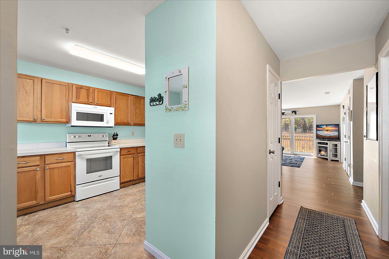 37494 PETTINARO DRIVE 8701