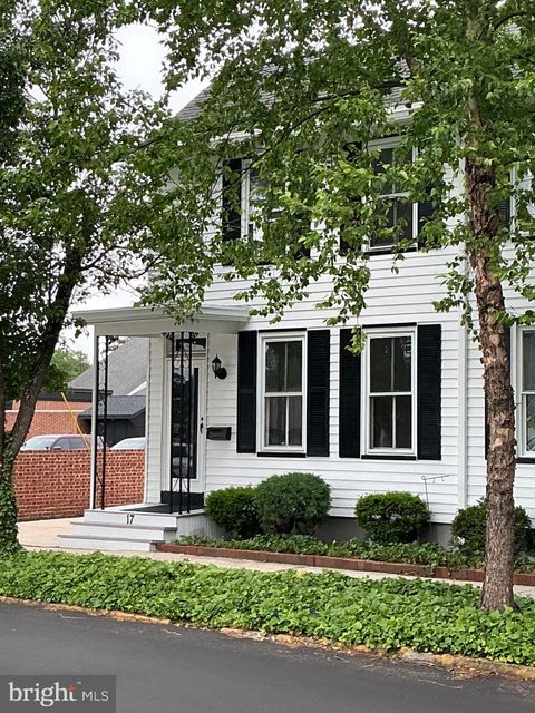 Townhouse For Rent - 17 Walnut Street St<br/> HADDONFIELD, NJ 08033