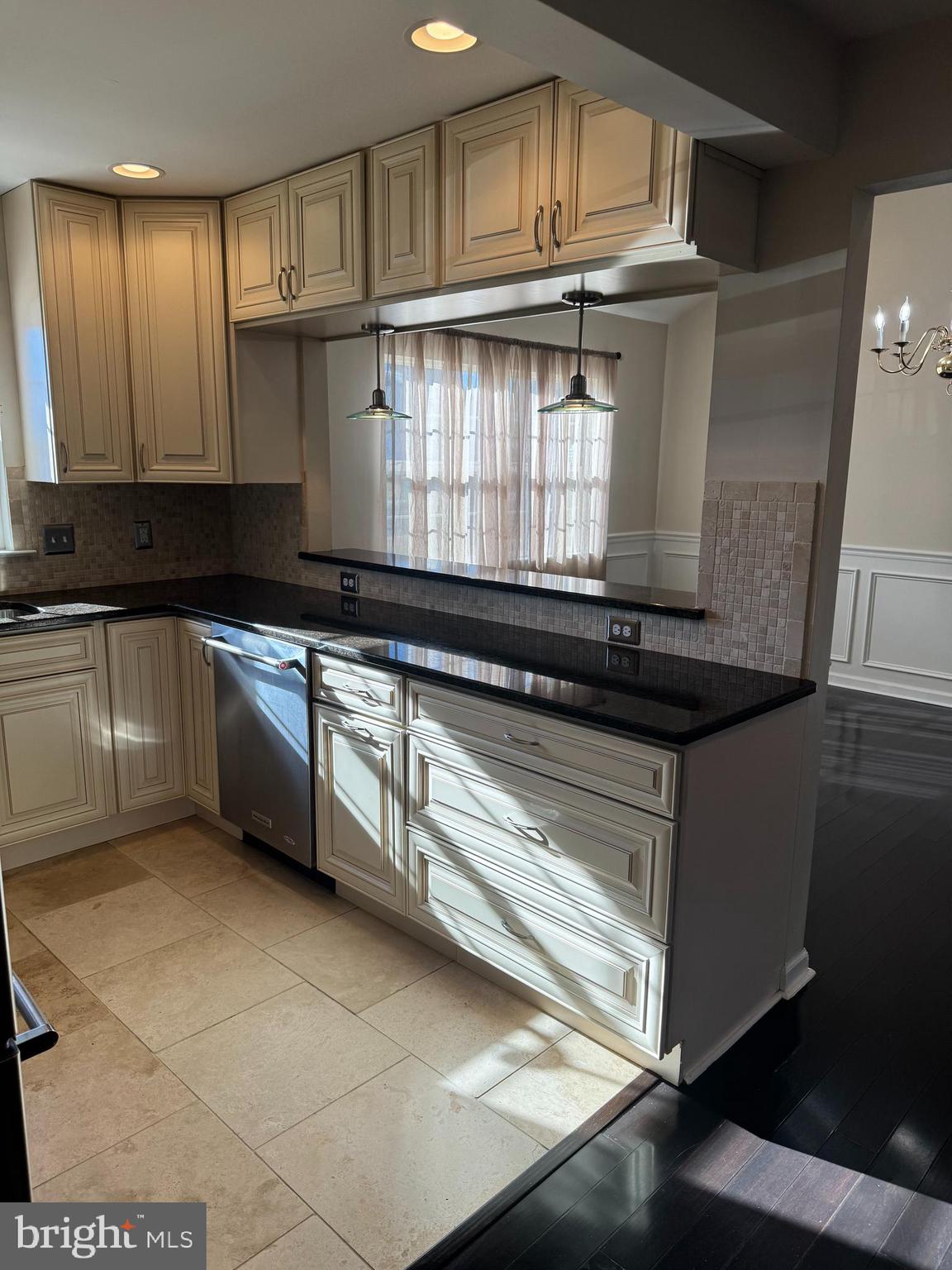 RED CEDAR HILL - Residential