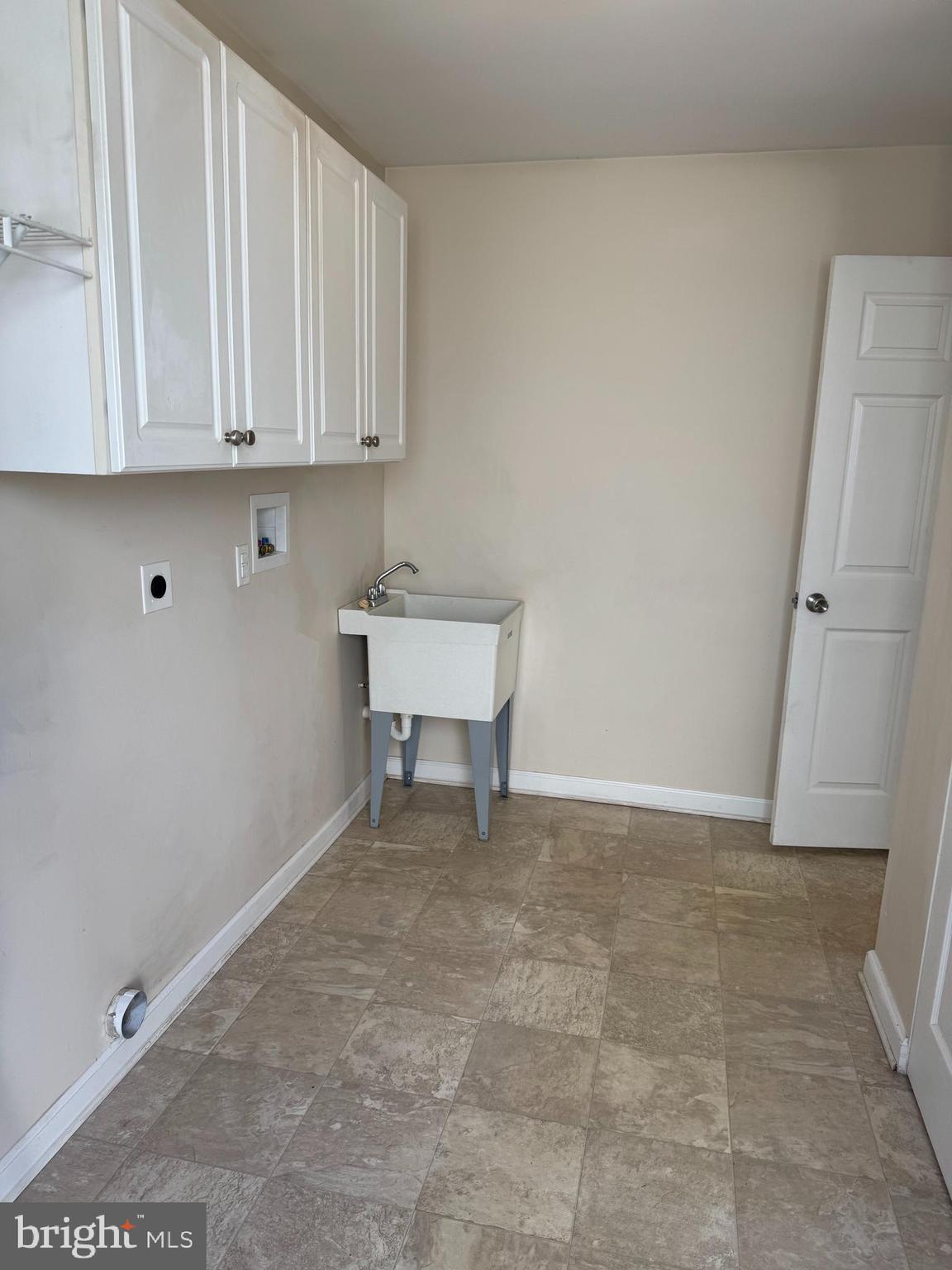 RED CEDAR HILL - Residential