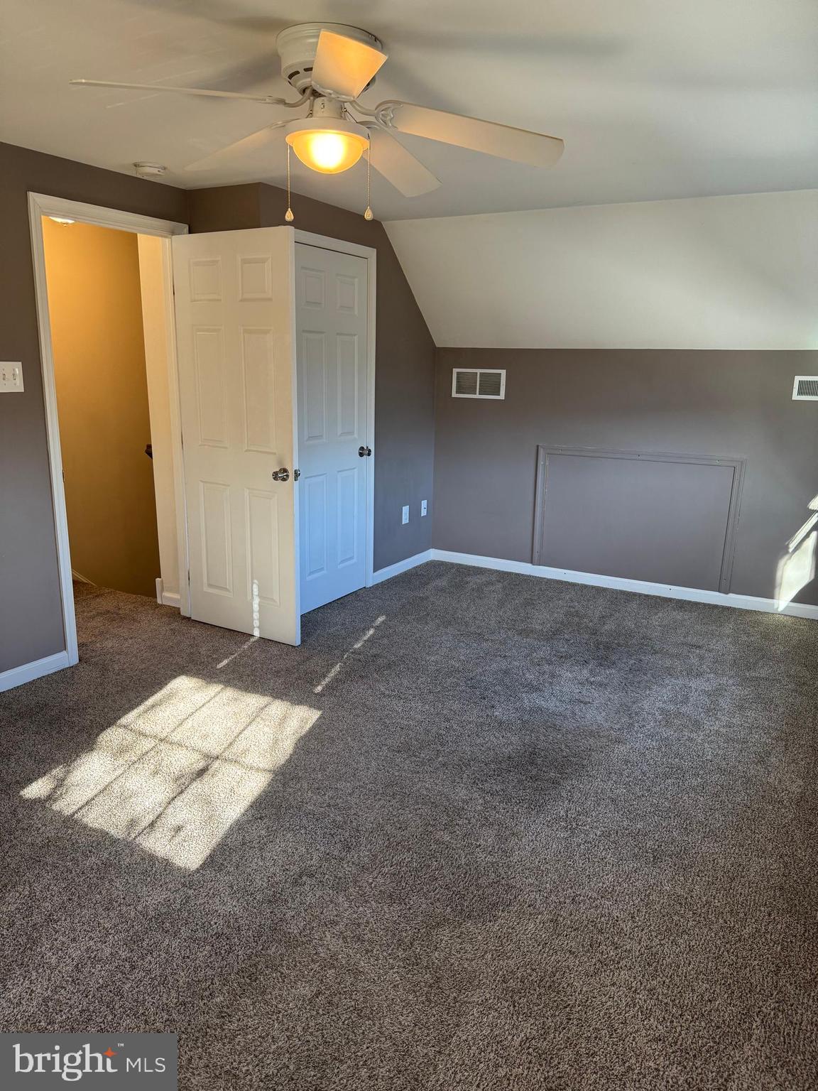 RED CEDAR HILL - Residential