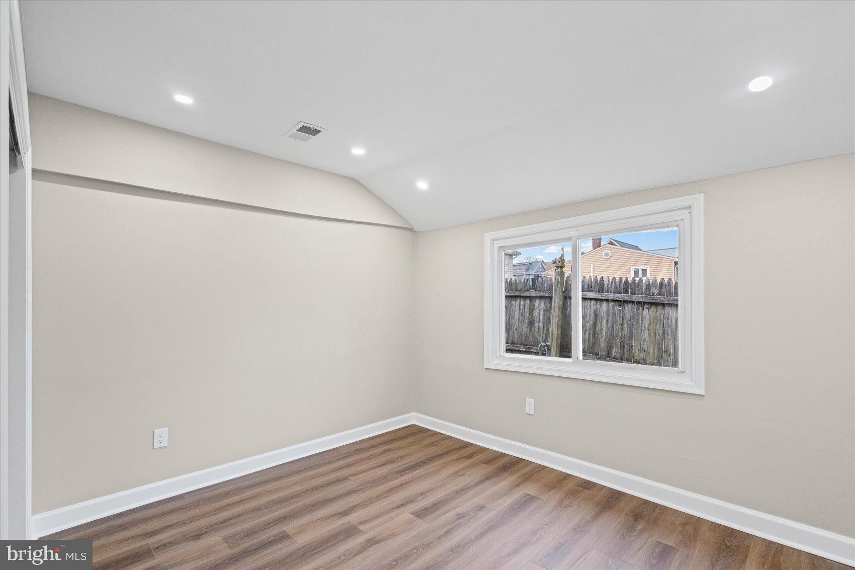 PARKVILLE - Residential