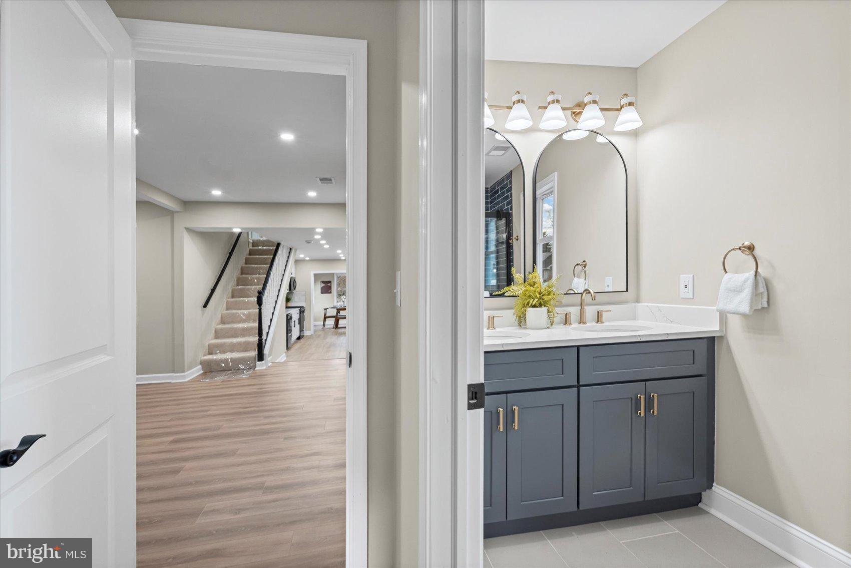 PARKVILLE - Residential