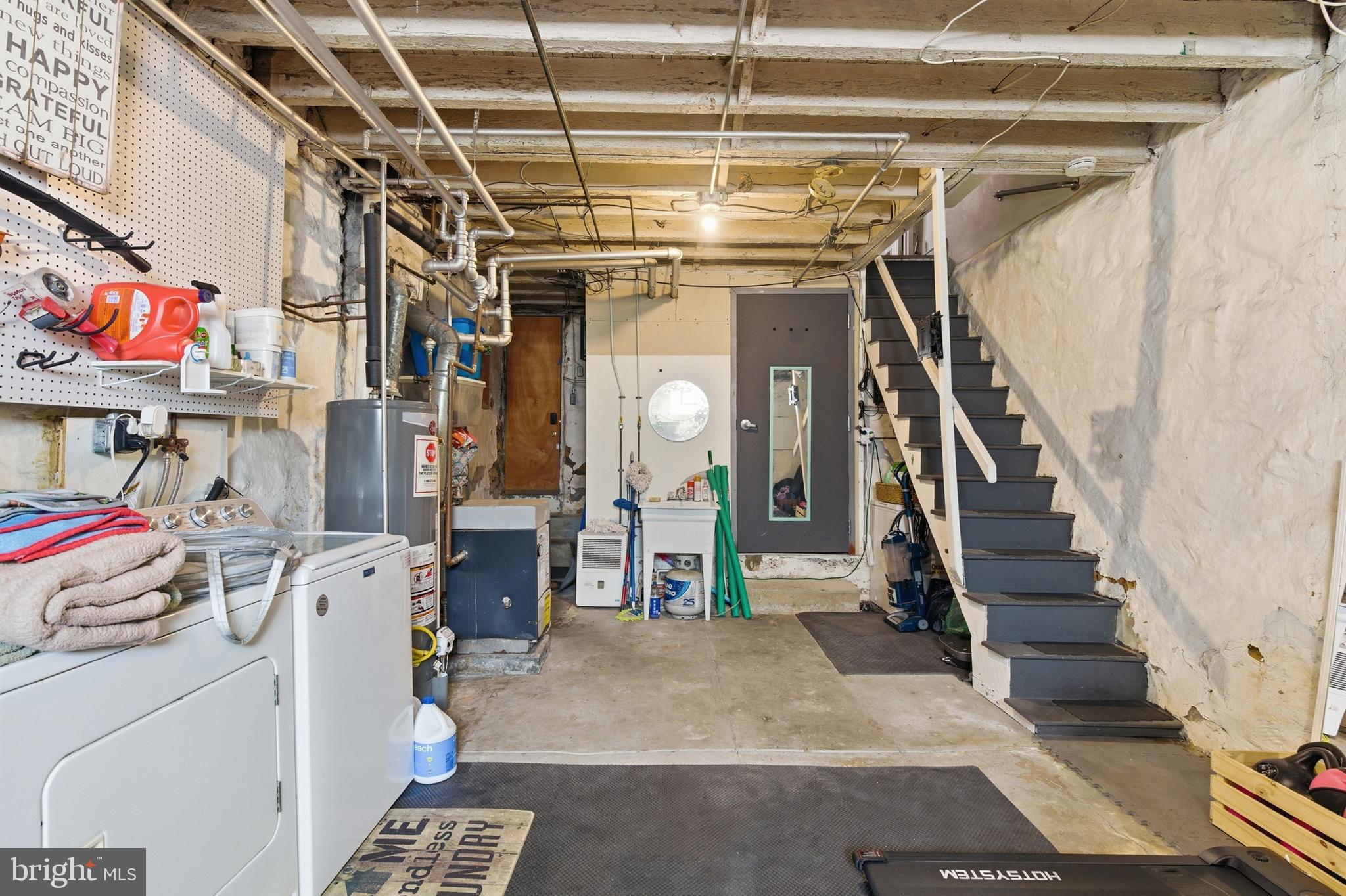 BRIDESBURG - Residential