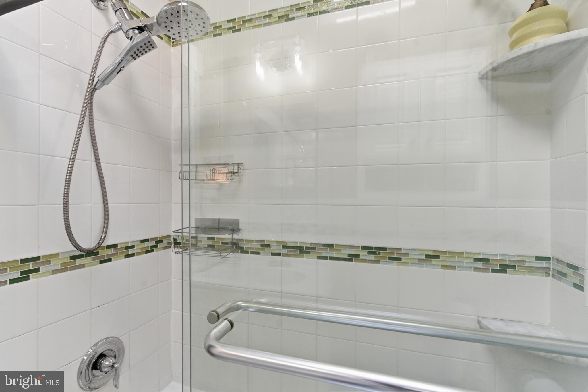 BRIDESBURG - Residential