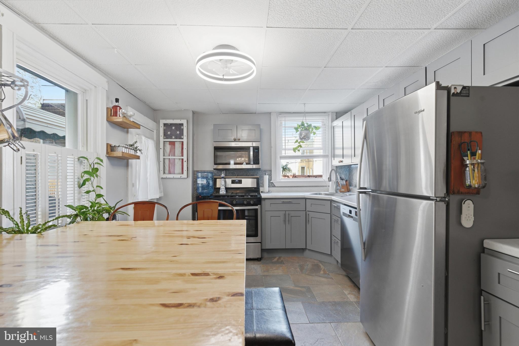 BRIDESBURG - Residential