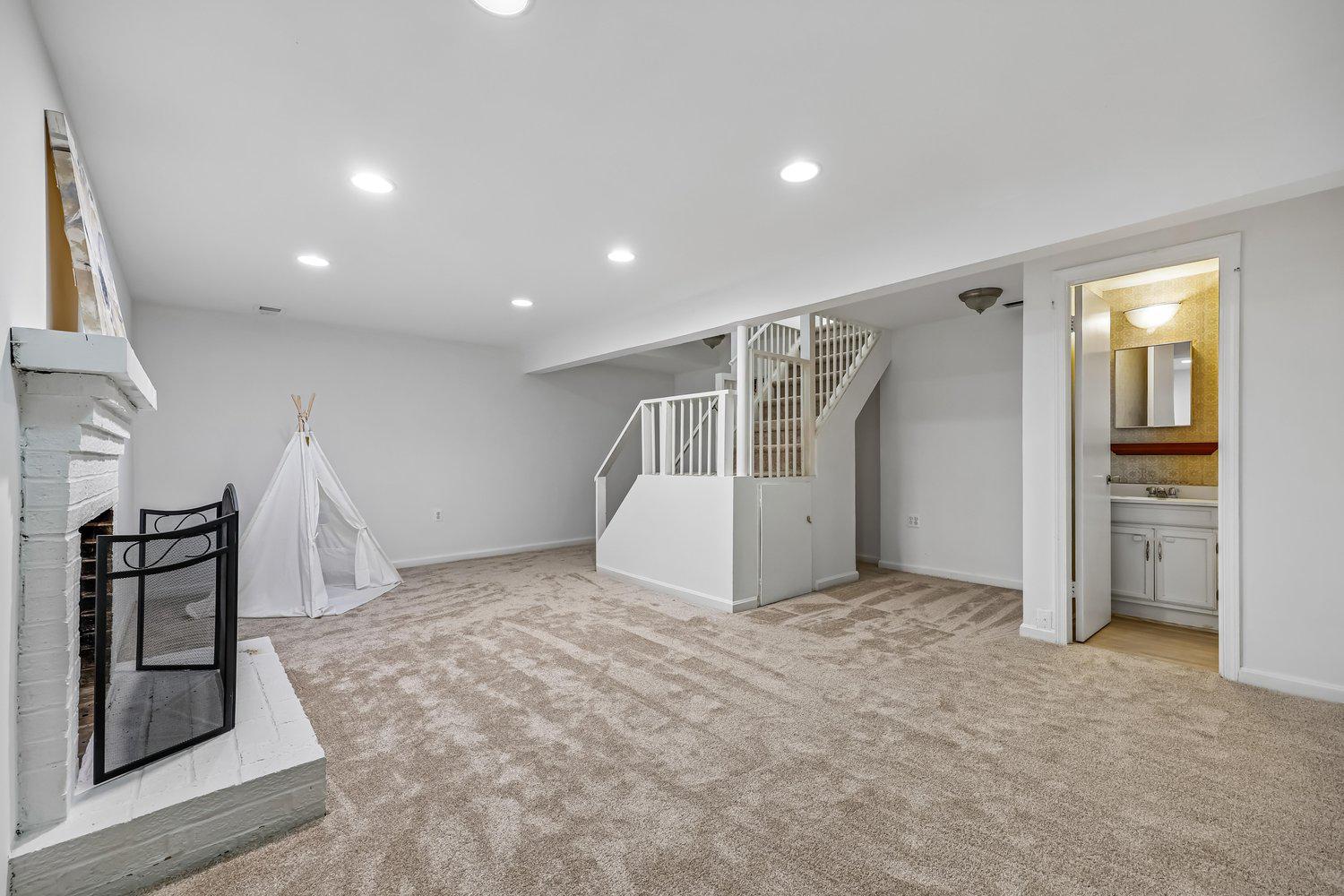 HIGHLANDS OF OLNEY - Residential
