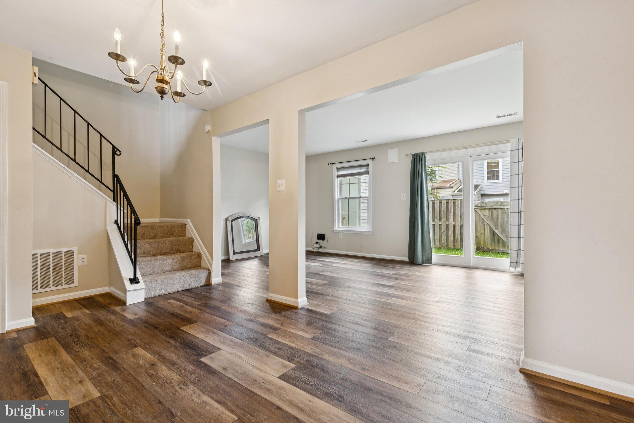 ROLLINGWOOD VILLAGE - Residential Lease