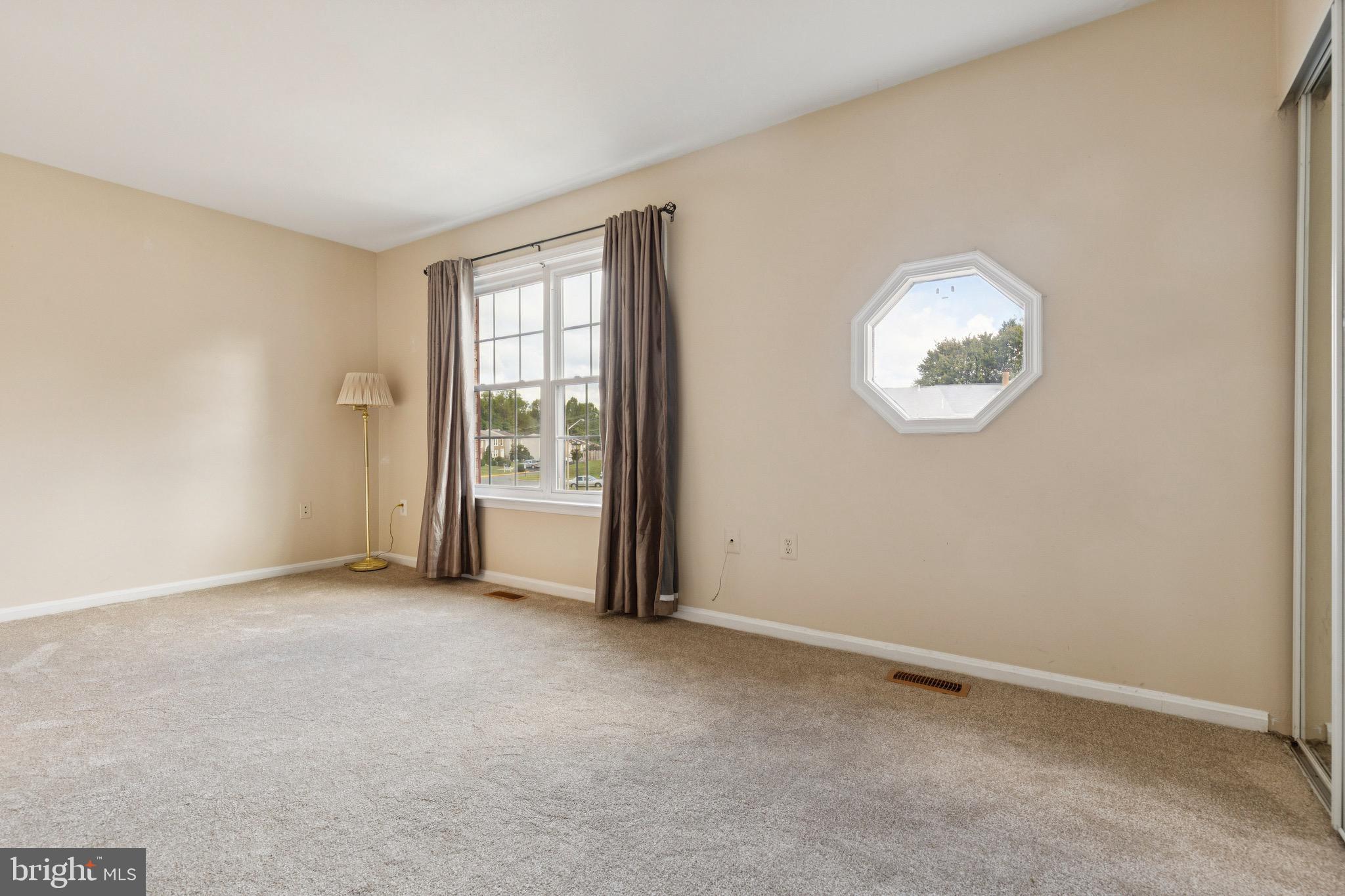 ROLLINGWOOD VILLAGE - Residential Lease